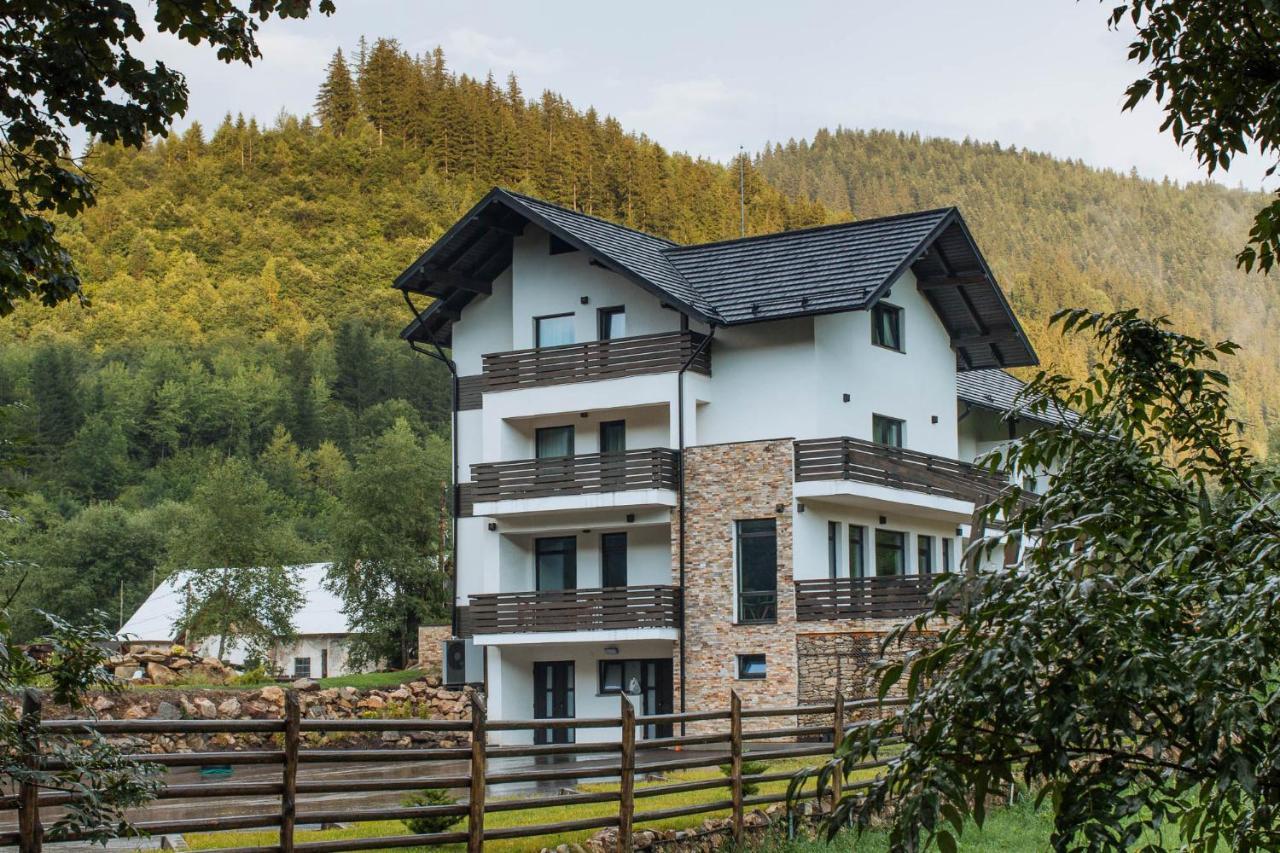 Comoara Raraului Кымпулунг-Молдовенеск Экстерьер фото